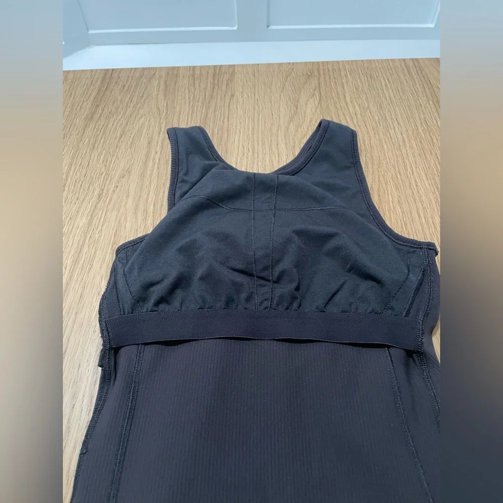 Lululemon Brunch and Back Dress in black, Sz 2 - Picture 13 of 16